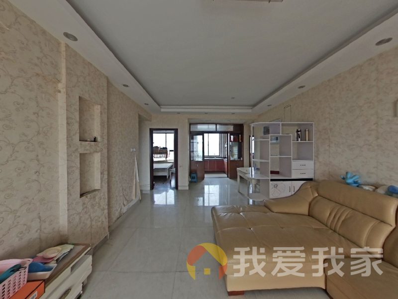 南昌我爱我家巢蓝郡 南北通透，采光好 装修好，环镜优美 近地铁 中间楼层