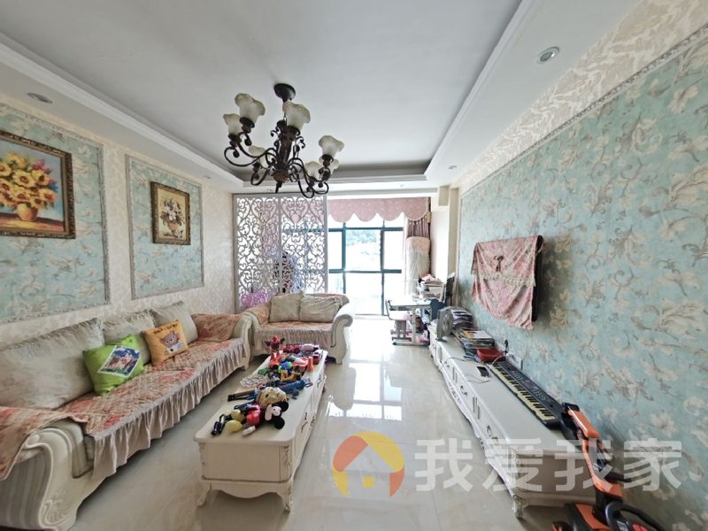 南昌我爱我家绿腾雅苑 南北通透，采光好 装修好，环镜优美 视野好，诚心出售