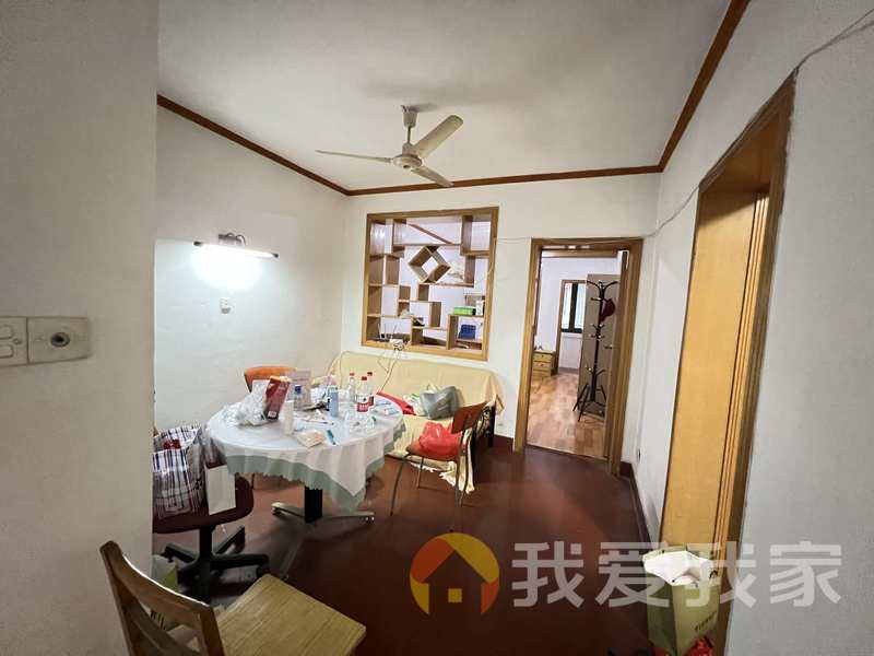 象山南路 南北通透，采光好 装修好，环镜优美 近地铁 视野好，诚心出售