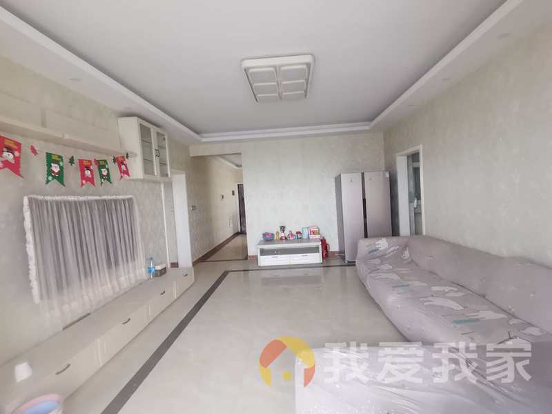 正荣大湖之都天镜 南北通透，采光好 装修好，环镜优美 近地铁 视野好，诚心出售