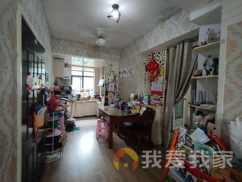 南昌我爱我家经纬一期熙园 南北通透，采光好 装修好，环镜优美 近地铁 视野好，诚心出售