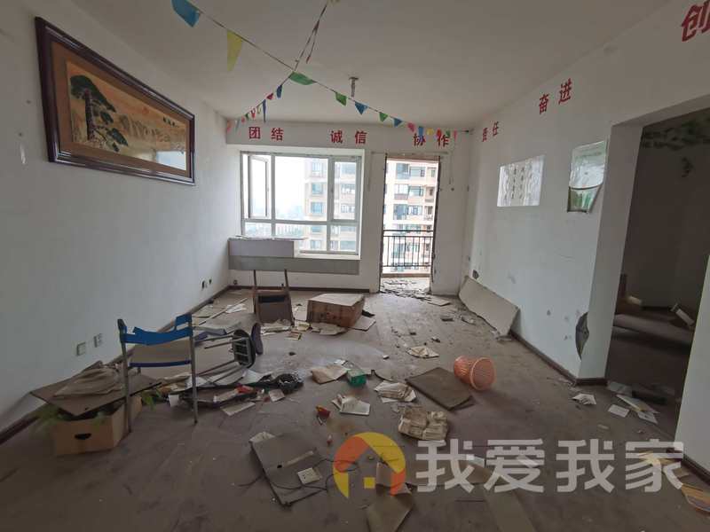 南昌我爱我家青云明珠 南北通透，采光好 近地铁 视野好，诚心出售