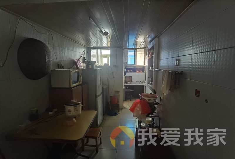 南昌我爱我家建设路177号省二建宿舍 南北通透，采光好 近地铁 视野好，诚心出售