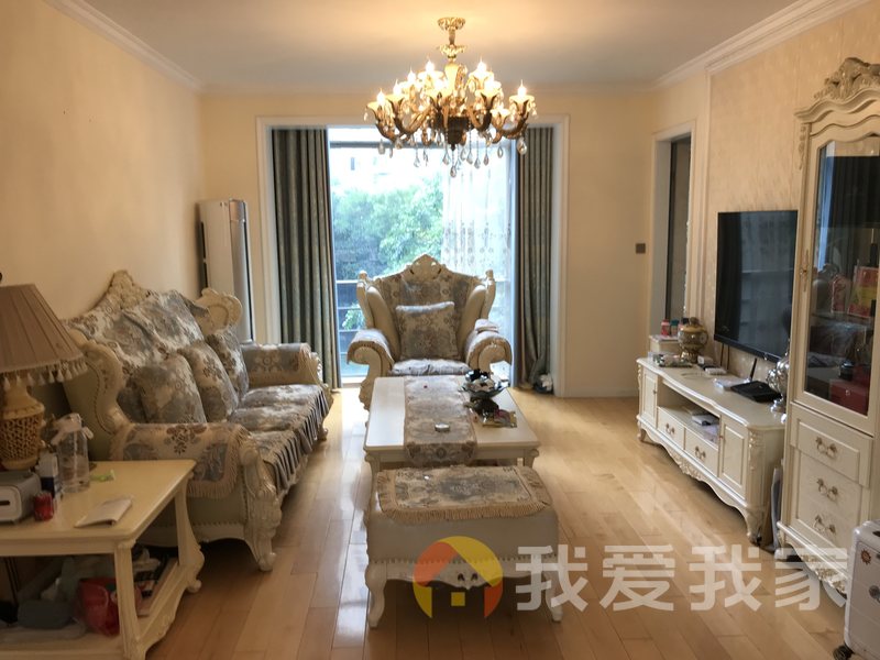 恒茂国际华城 南北通透，采光好 装修好，环镜优美 近地铁 周边匹套完善，，出行方便