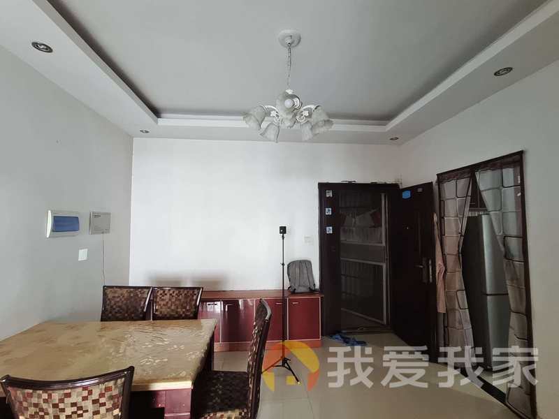 恒立世纪经典(煤球厂宿舍) 南北通透，采光好 装修好，环镜优美 近地铁 视野好，诚心出售