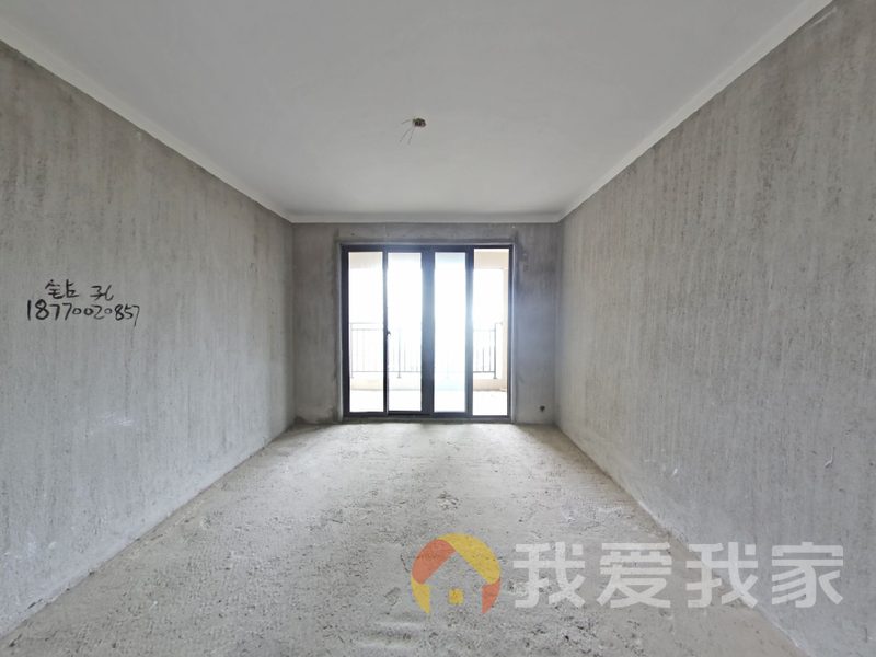 力高澜湖御景 南北通透，采光好 中间楼层