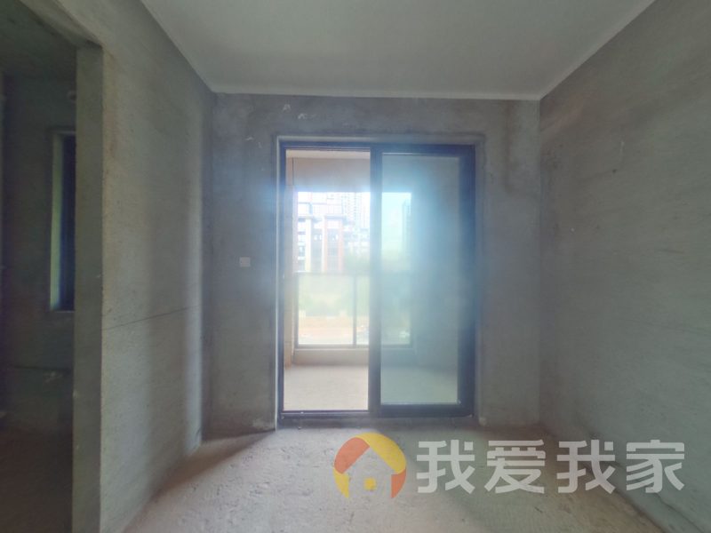 南昌我爱我家新力合园 南北通透，采光好 中间楼层