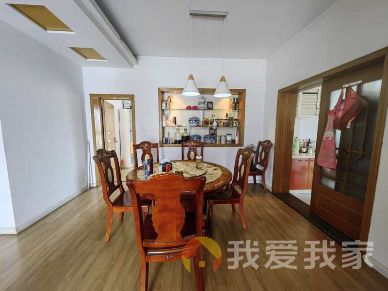 站小建设西路星加坡花园三房通透阳光充足小区环境好停车方便