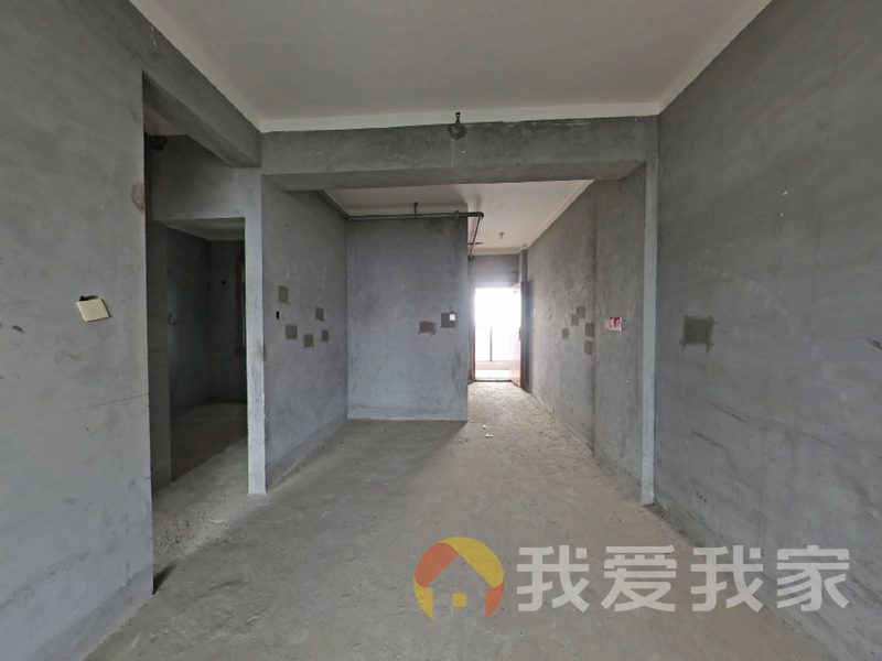 新力范 南北通透，采光好 视野好，诚心出售