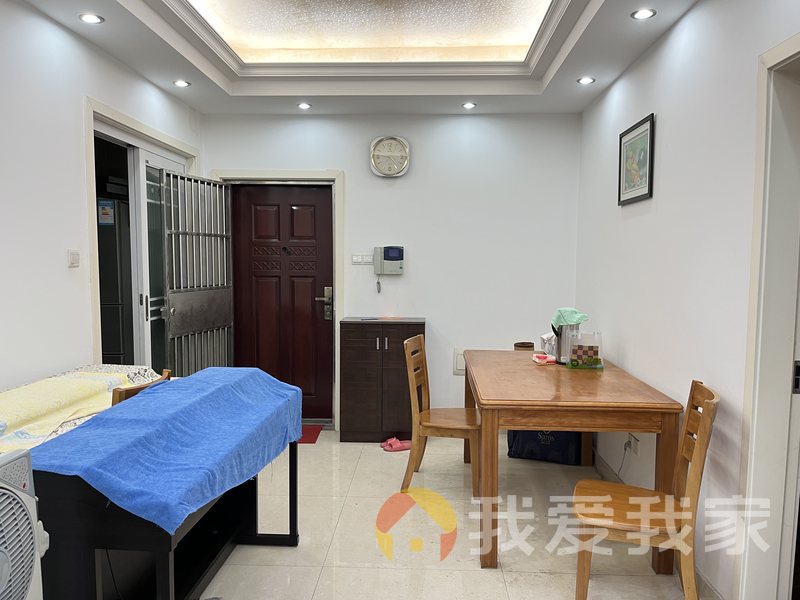 幸福时光一期 南北通透，采光好 装修好，环镜优美 周边匹套完善，，出行方便