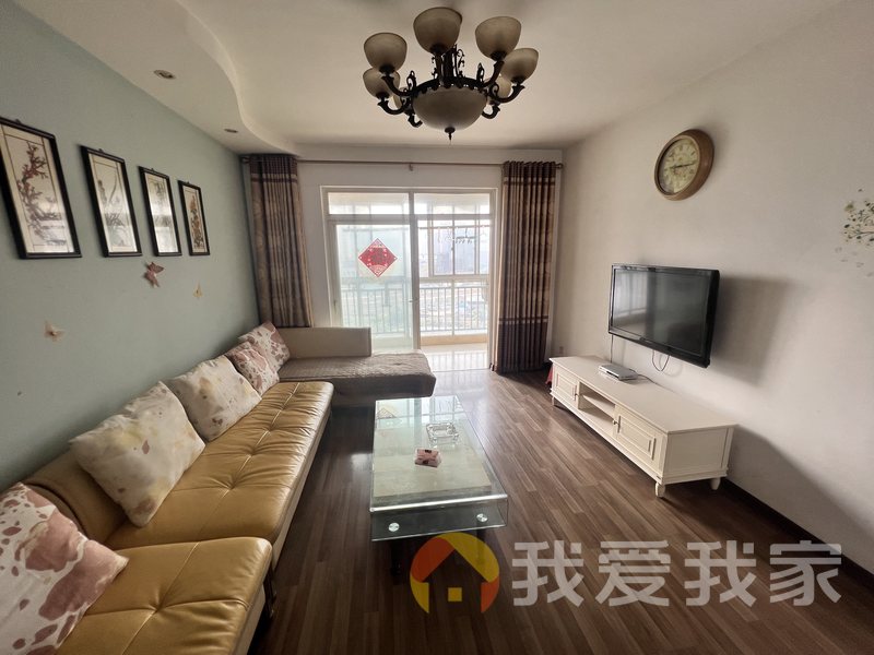 中大丽景 南北通透，采光好 装修好，环镜优美 近地铁 中间楼层