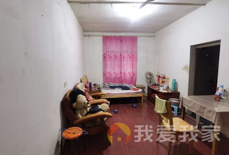 南昌我爱我家江纺住宅七区 南北通透，采光好 视野好，诚心出售