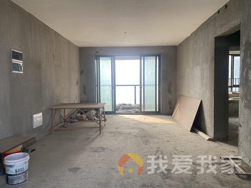 南昌我爱我家联泰天禧 南北通透，采光好 中间楼层