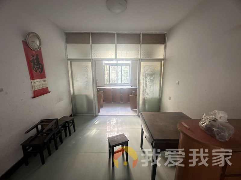 锦绣江南（中磊花园） 南北通透，采光好 视野好，诚心出售