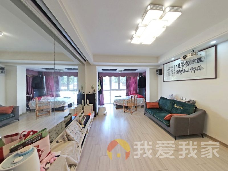南昌我爱我家梵顿公馆二期 南北通透，采光好 装修好，环镜优美 近地铁 周边匹套完善，，出行方便