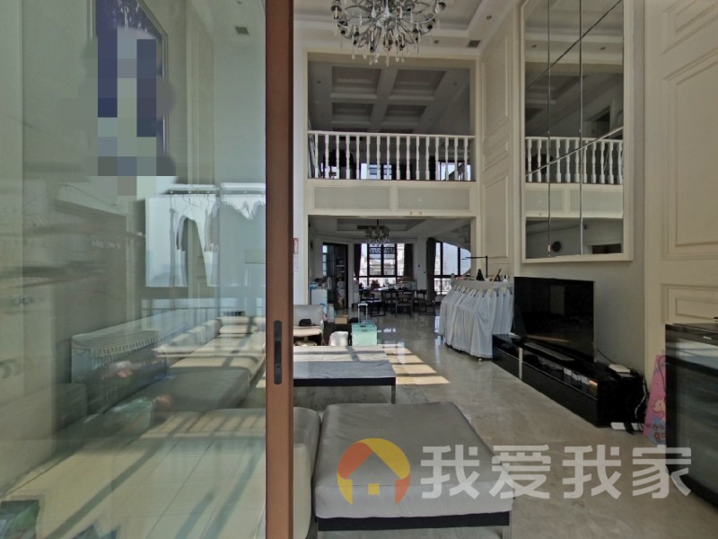 联泰香域尚城6房豪宅出售，交通方便，生活便利