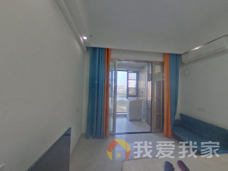 南昌我爱我家中骏尚城（蓝湾尚城） 南北通透，采光好 装修好，环镜优美 视野好，诚心出售