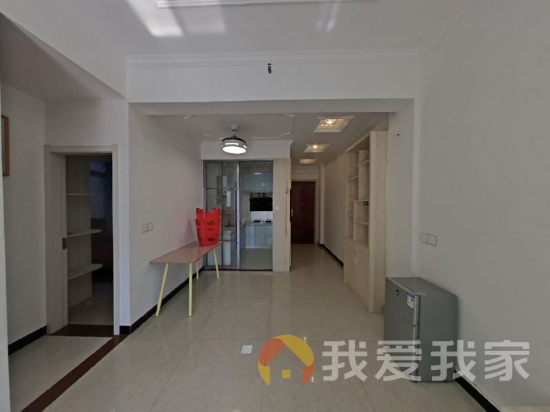 南昌我爱我家新力范 南北通透，采光好 装修好，环镜优美 中间楼层