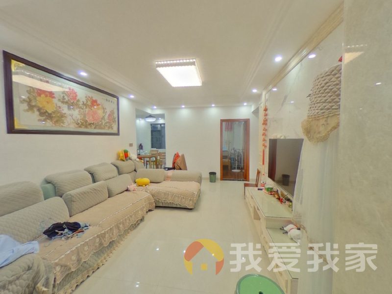 南昌我爱我家绿都温莎城堡 南北通透，采光好 装修好，环镜优美 近地铁 视野好，诚心出售