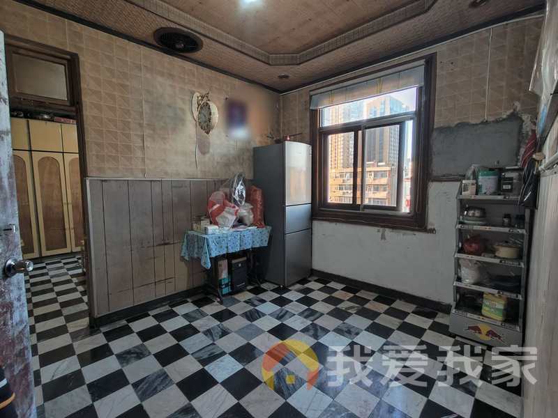 象山南路 南北通透，采光好 装修好，环镜优美 近地铁 视野好，诚心出售