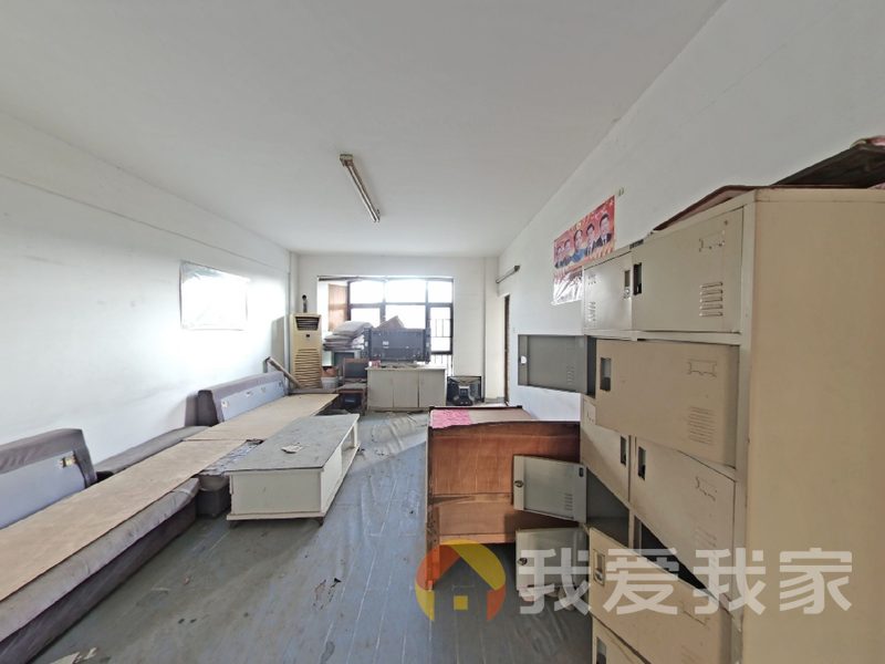南昌我爱我家名门世家一期 南北通透，采光好 装修好，环镜优美 近地铁 视野好，诚心出售