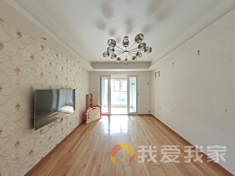 南昌我爱我家万科金域国际精装3房2厅出售，大品牌物业，南北通透