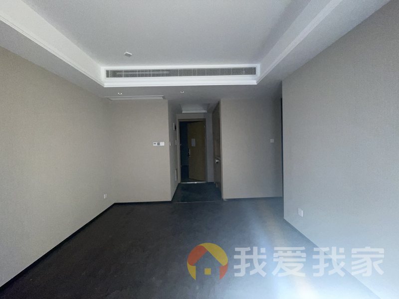 新力品质三房朝南高性价精装未入住中上楼层