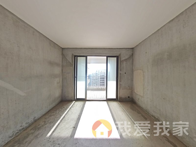 南昌我爱我家新建城B6区 南北通透，采光好 近地铁 视野好，诚心出售