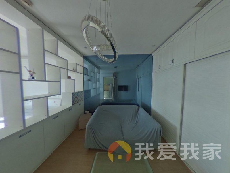 南昌我爱我家鹿鼎爱丁堡 南北通透，采光好 装修好，环镜优美 视野好，诚心出售