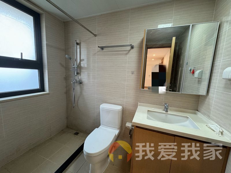 南昌我爱我家万科城市花园 南北通透，采光好 装修好，环镜优美 周边匹套完善，，出行方便
