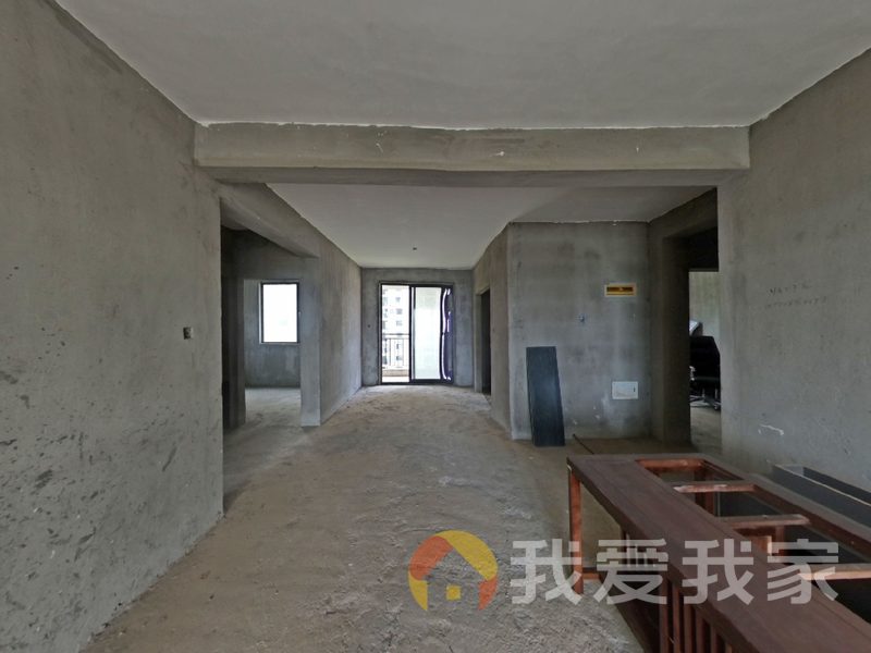 南昌我爱我家新建城B4区 南北通透，采光好 近地铁 中间楼层