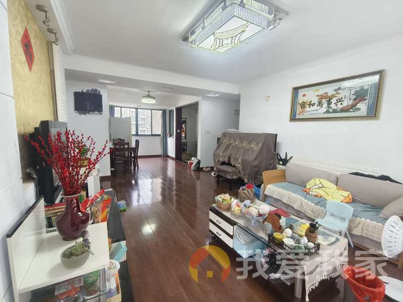 南昌我爱我家天骥俊园 南北通透，采光好 装修好，环镜优美 视野好，诚心出售