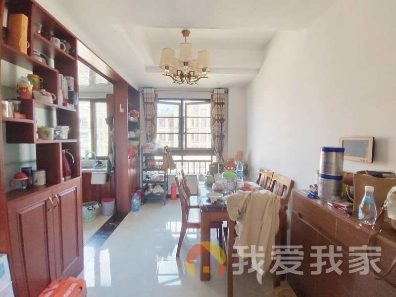 新力帝泊湾 南北通透，采光好 装修好，环镜优美 视野好，诚心出售