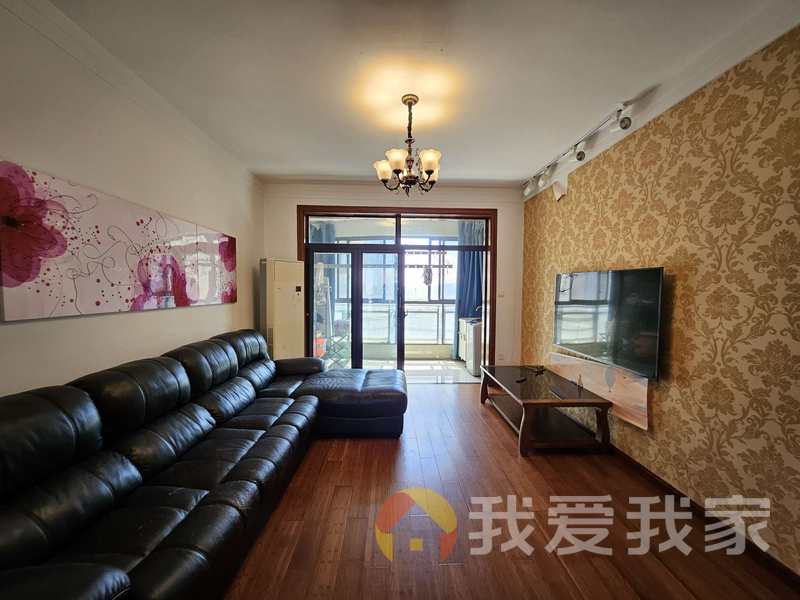 铜锣湾商圈近地铁通透三居送车位中间楼层