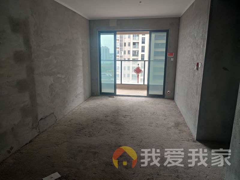 新力合园 南北通透，采光好 视野好，诚心出售