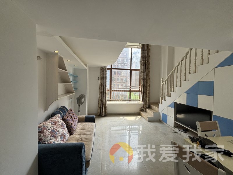 南昌我爱我家联泰金中环（香域尚城） 南北通透，采光好 装修好，环镜优美 近地铁 周边匹套完善，，出行方便
