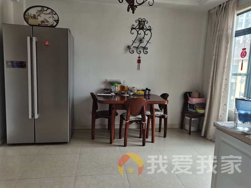 南昌我爱我家万科四季花城北区香樟苑 南北通透，采光好 装修好，环镜优美 近地铁 视野好，诚心出售