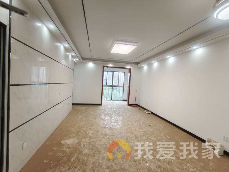 南昌我爱我家银亿上尚城三期 南北通透，采光好 装修好，环镜优美 周边匹套完善，，出行方便