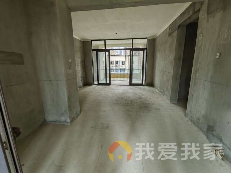 国贸蓝湾 南北通透，采光好 视野好，诚心出售