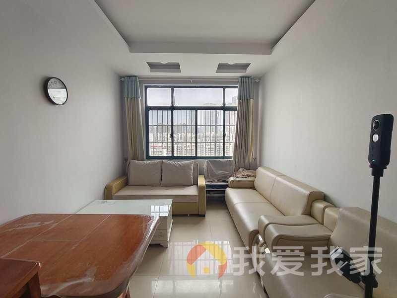 南昌我爱我家洪城时代广场 南北通透，采光好 装修好，环镜优美 近地铁 中间楼层