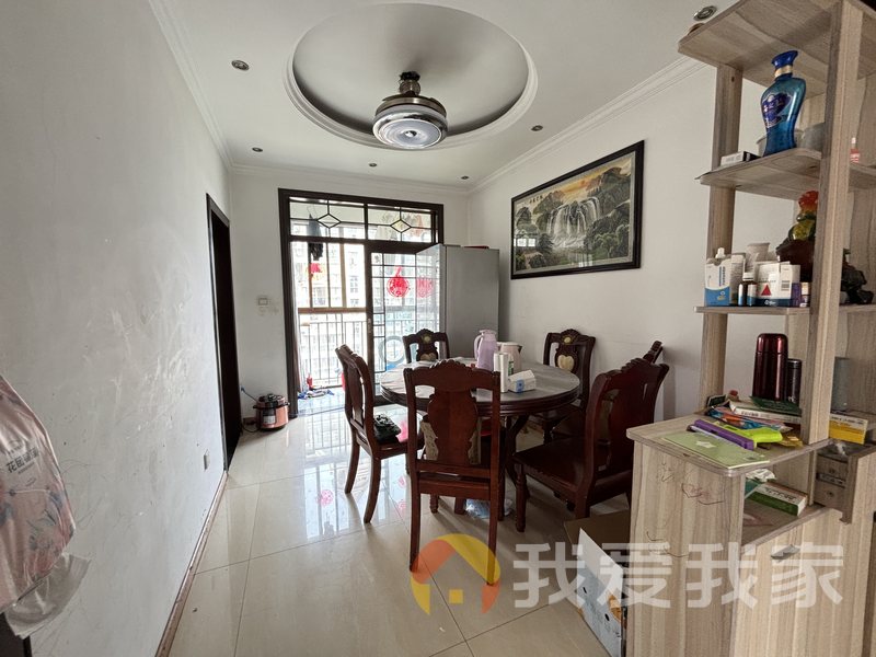 南昌我爱我家联泰香域尚城 南北通透，采光好 装修好，环镜优美 近地铁 视野好，诚心出售