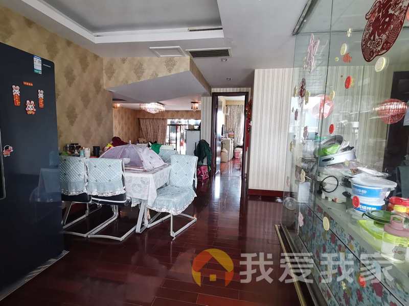 远东国际花园二期 南北通透，采光好 装修好，环镜优美 视野好，诚心出售