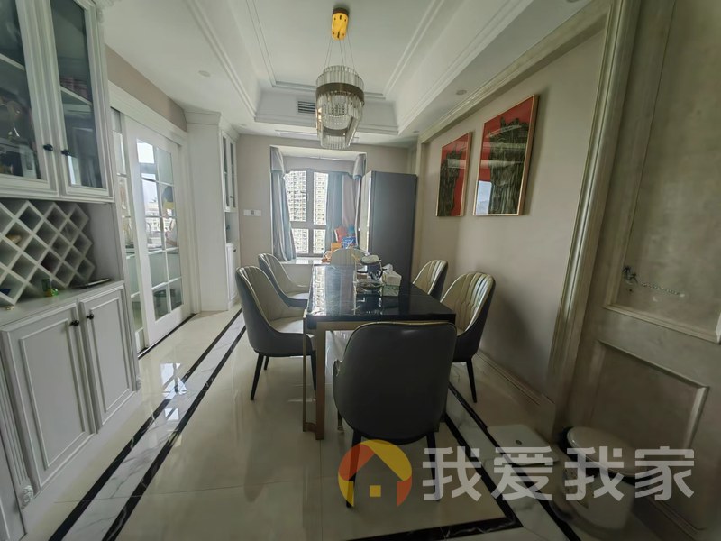 南昌我爱我家联发江岸汇景 南北通透，采光好 装修好，环镜优美 中间楼层