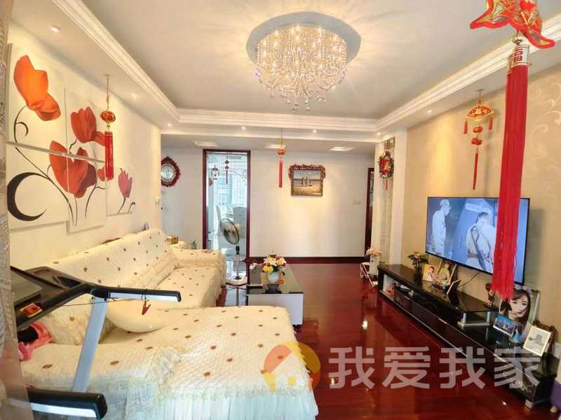 南昌我爱我家南北通透 精装自住 楼层非常好 视野开阔 全天采光好