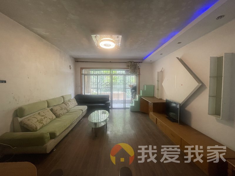 正荣大湖之都南岸公园 南北通透，采光好 视野好，诚心出售