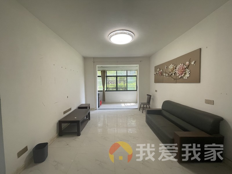 幸福里 南北通透，采光好 装修好，环镜优美 周边匹套完善，，出行方便