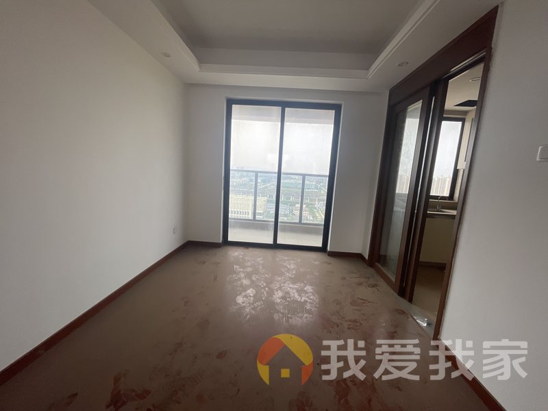 南昌我爱我家新力琥珀园二期 南北通透，采光好 装修好，环镜优美 视野好，诚心出售