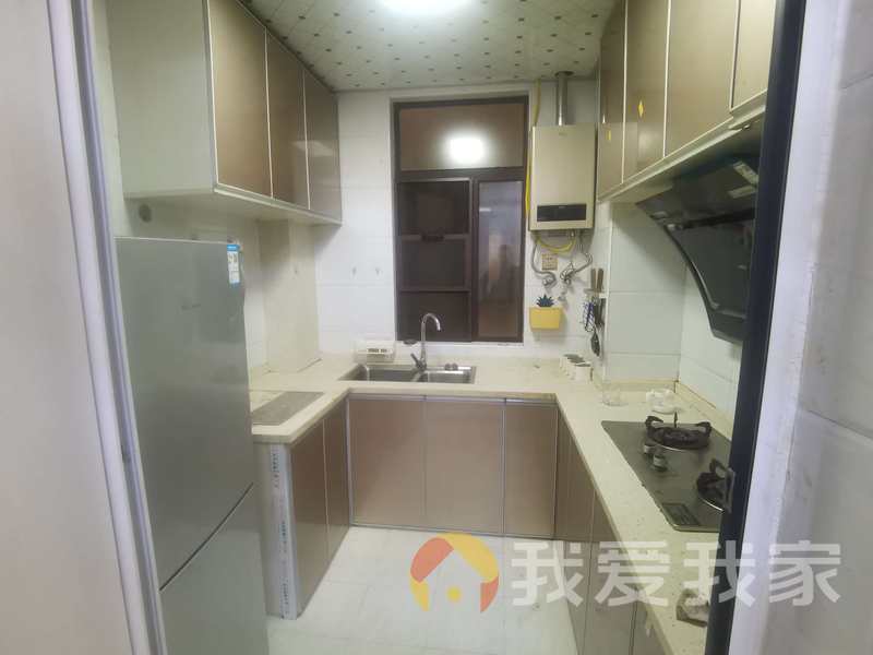 汇仁阳光花园三期 南北通透，采光好 装修好，环镜优美 周边匹套完善，，出行方便