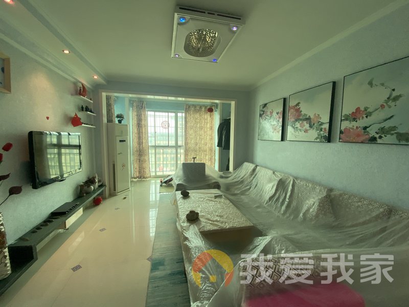 马德里风情 南北通透，采光好 装修好，环镜优美 中间楼层