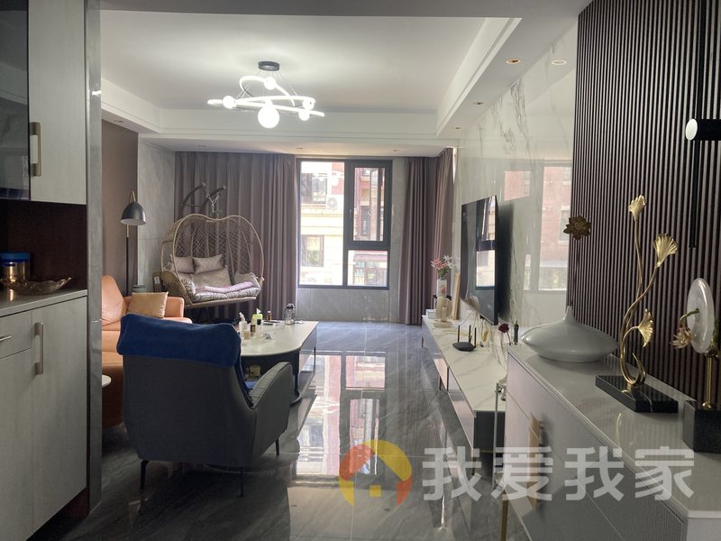 南昌我爱我家正荣学府壹号（正荣润园） 南北通透，采光好 装修好，环镜优美 中间楼层